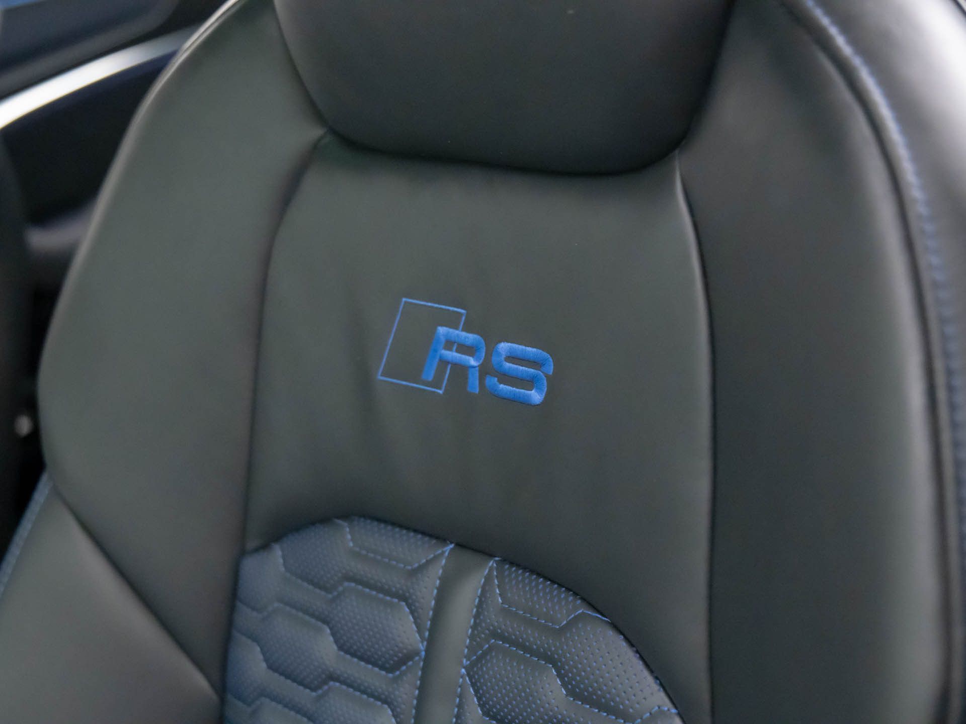 2025 Audi RS 6 Avant Performance Base photo 15