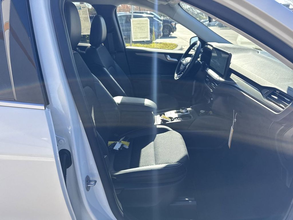 2025 Ford Escape Plug-In Hybrid Base photo 20