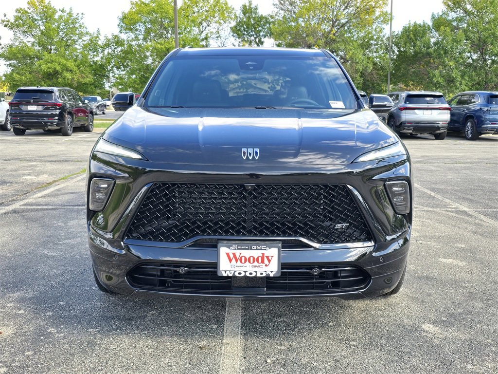 2026 Buick Enclave Sport Touring photo 2