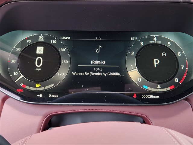 2025 Land Rover Range Rover SE photo 15