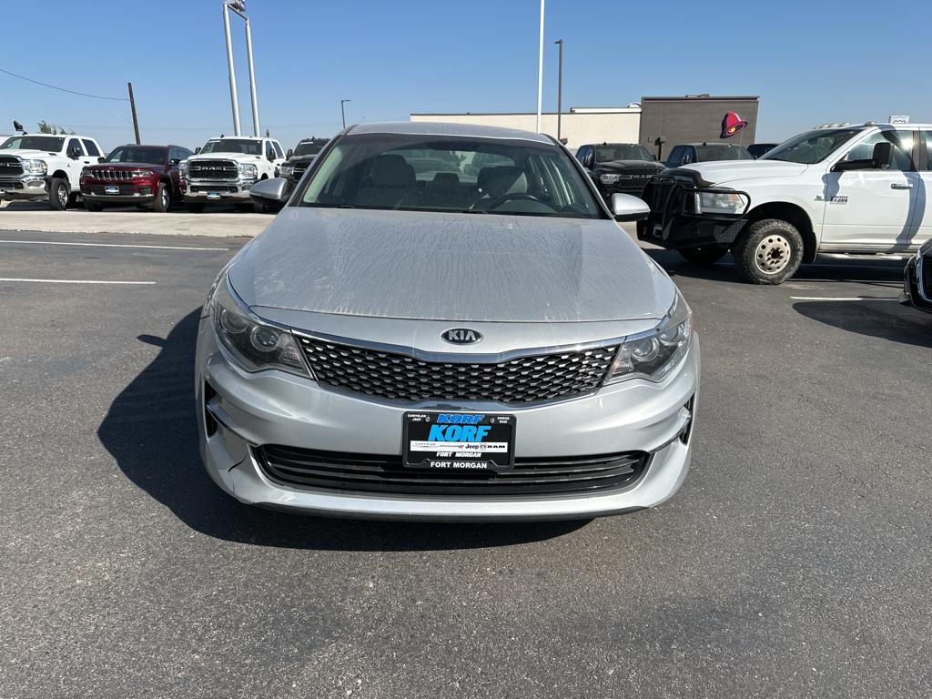 2016 Kia Optima EX photo 3
