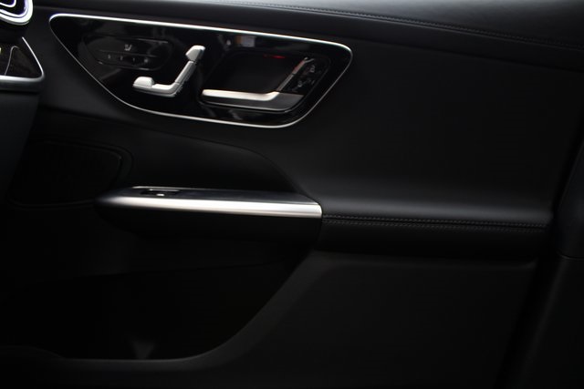 2024 Mercedes Benz GLC 300 4MATIC photo 21