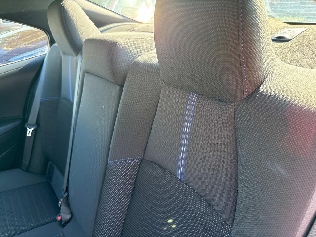 2021 Toyota Corolla SE photo 9
