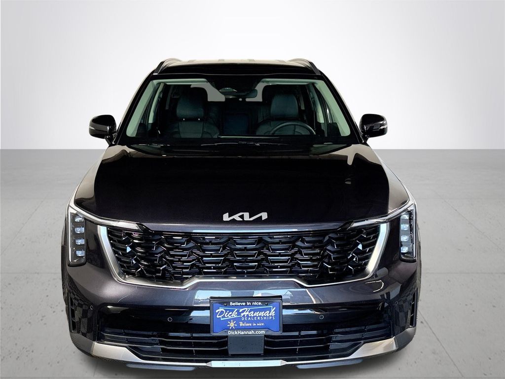 2025 Kia Sorento S photo 3