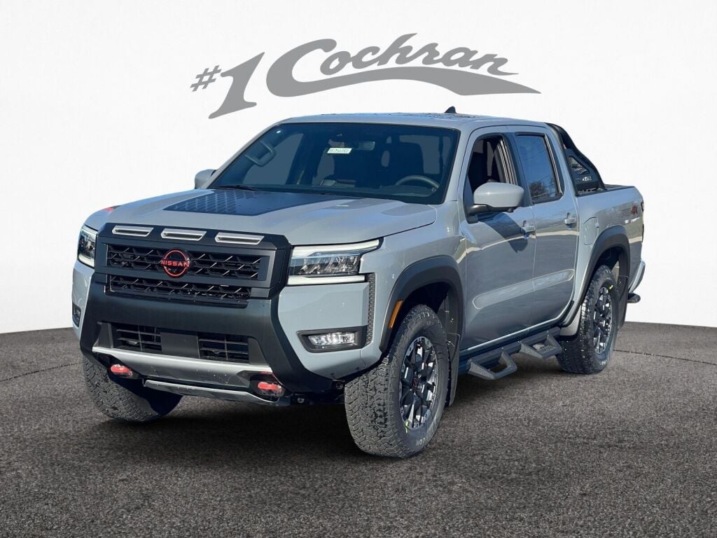 2025 Nissan Frontier Crew Cab PRO-4X photo 3