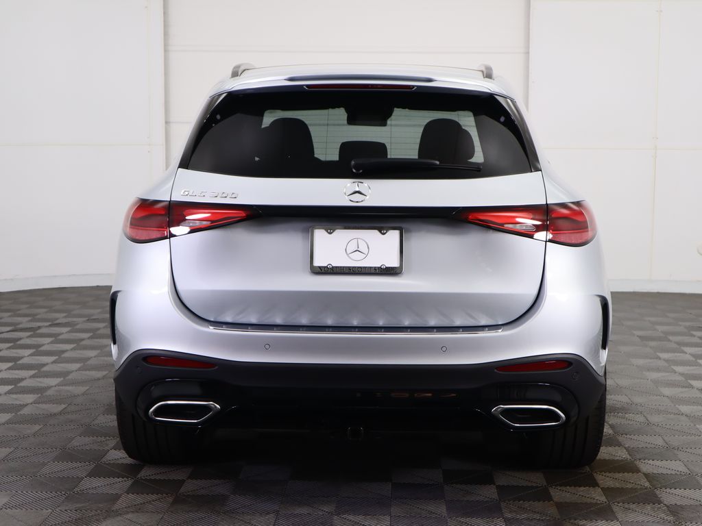 2026 Mercedes Benz GLC 300 photo 6
