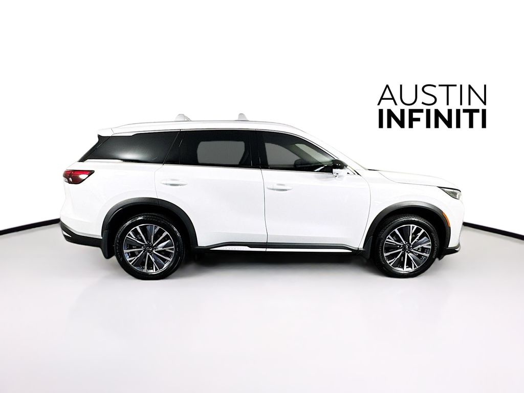 2026 Infiniti QX60 Luxe photo 8