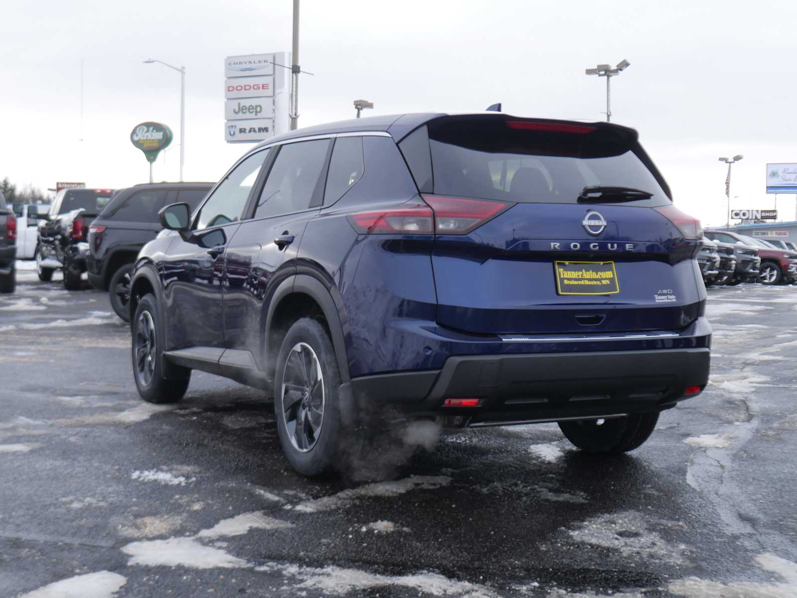 2026 Nissan Rogue SV photo 2