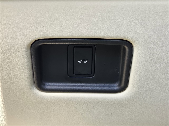 2025 Land Rover Range Rover SE photo 21