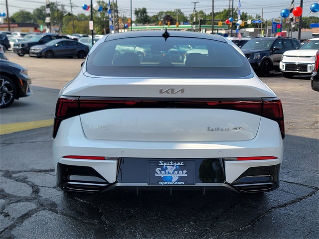 2026 Kia K5 GT-Line photo 5