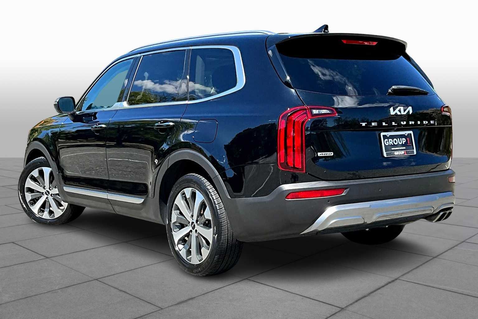 2022 Kia Telluride S photo 9