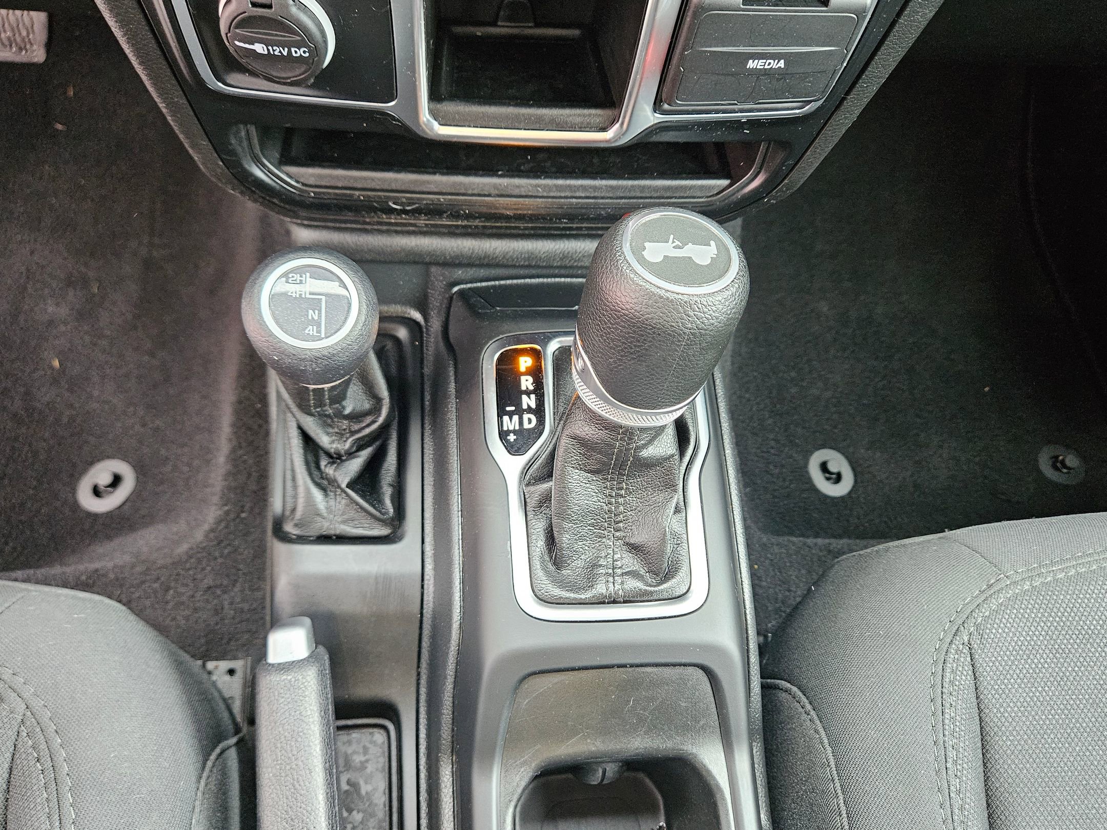2021 Jeep Wrangler Sport photo 13