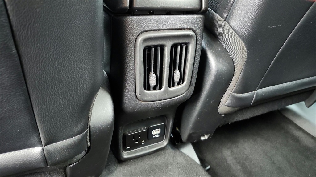 2017 Jeep Compass Latitude photo 13