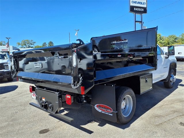 2025 Chevrolet Silverado 3500HD Work Truck photo 4