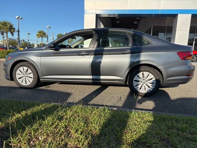 2019 Volkswagen Jetta S photo 2