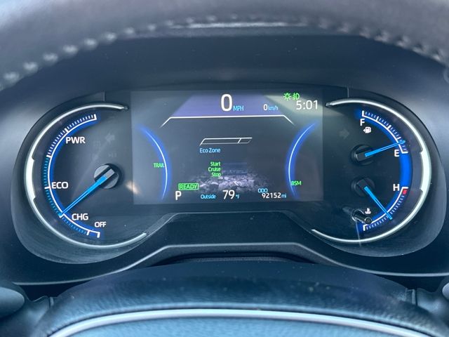 2020 Toyota RAV4 Hybrid XSE photo 6