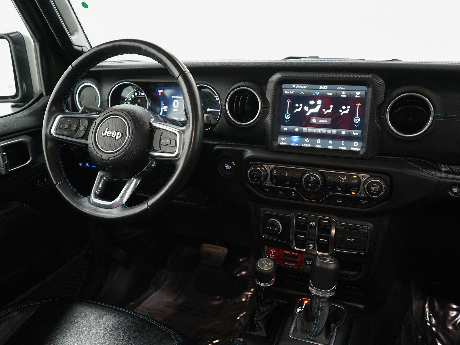 2023 Jeep Wrangler Rubicon 4xe photo 12
