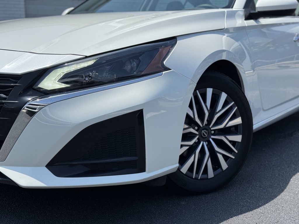 2023 Nissan Altima 2.5 SV photo 4