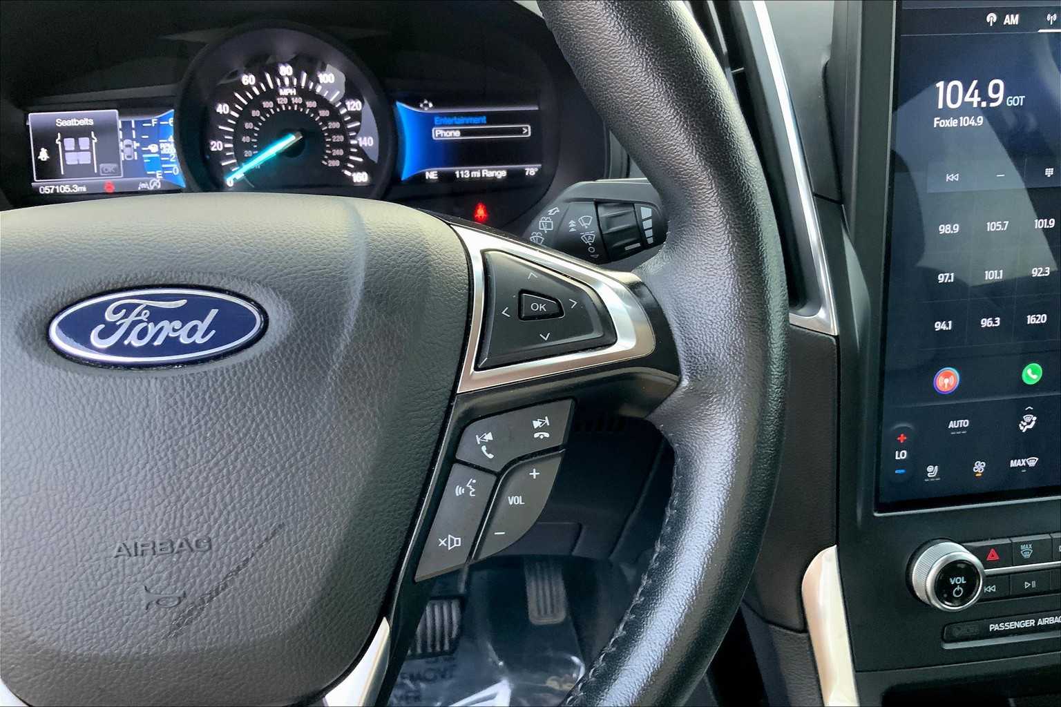 2023 Ford Edge Titanium photo 23