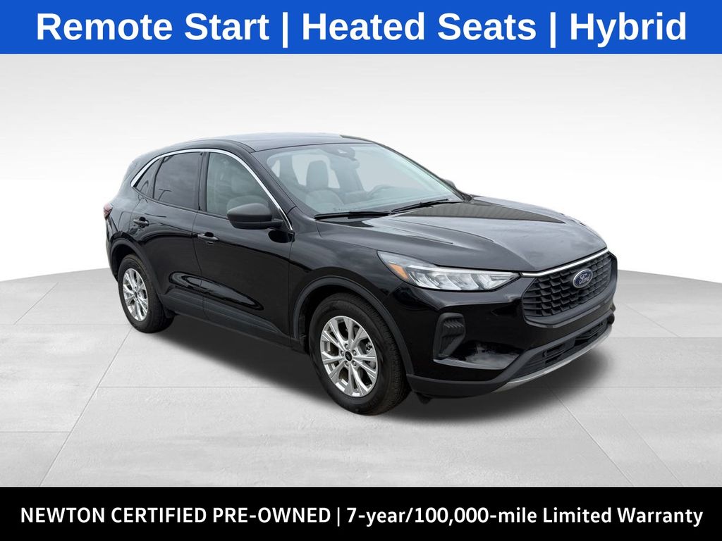 2023 Ford Escape Active's photo