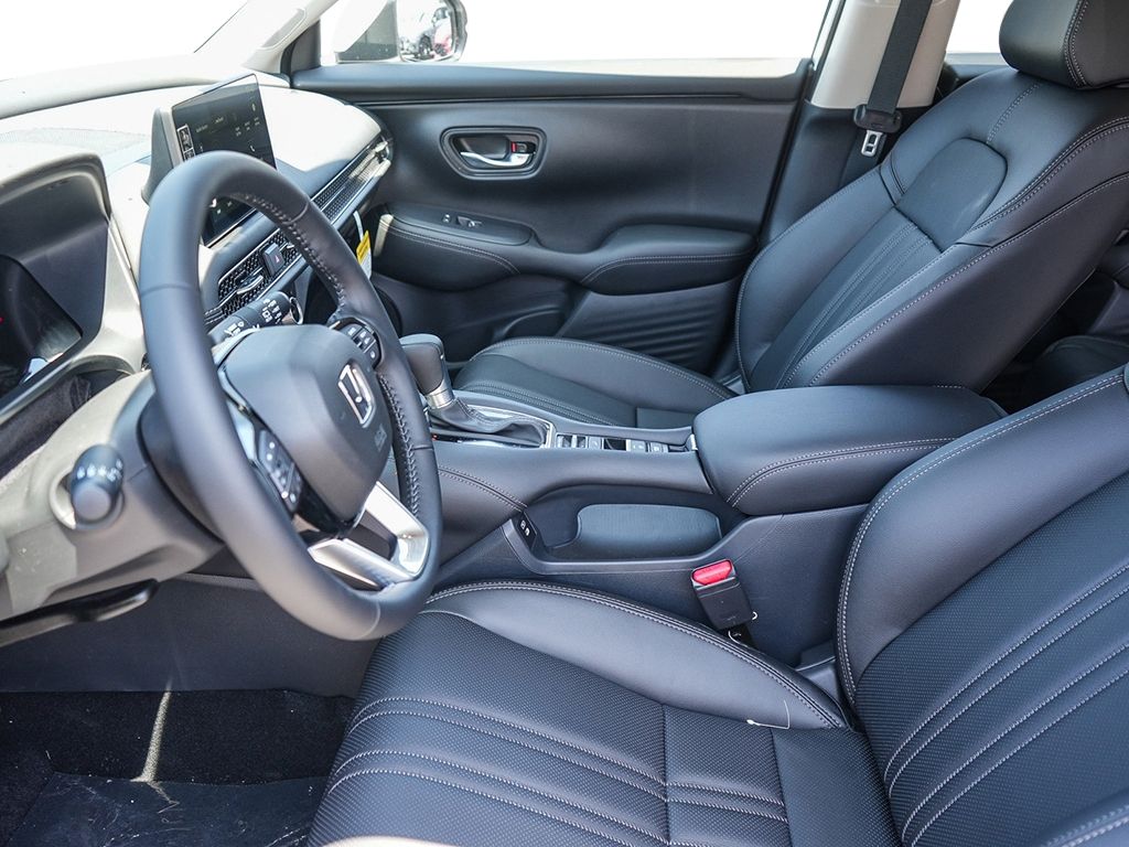 2026 Honda HR-V EX-L photo 4