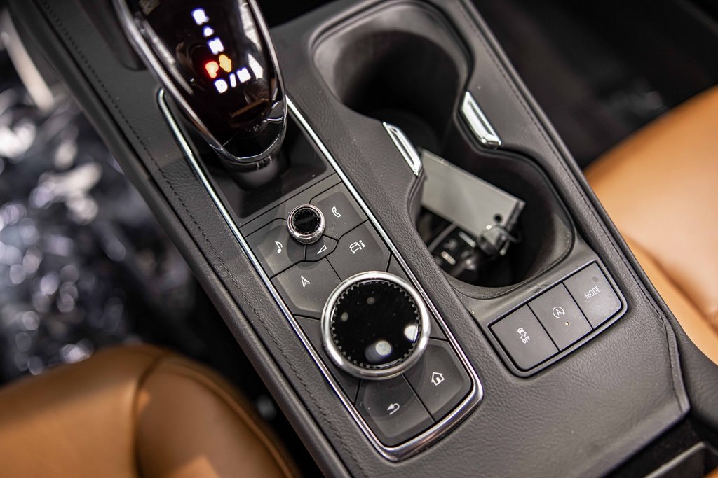 2024 CADILLAC XT4 - Image 32