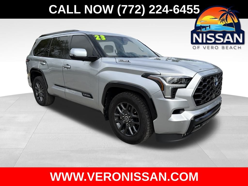 2023 Toyota Sequoia Platinum's photo