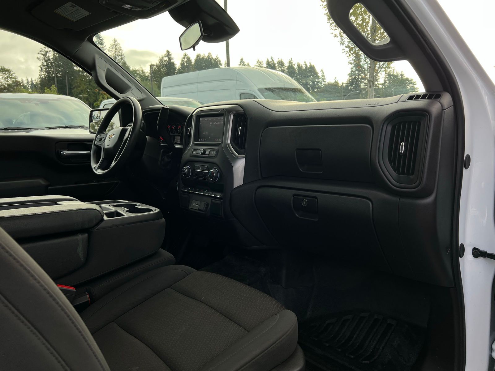 2024 Chevrolet Silverado 1500 photo 16