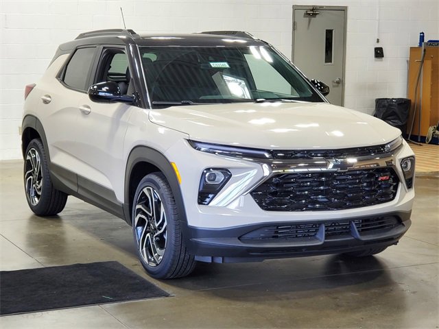 2026 Chevrolet Trailblazer RS photo 2