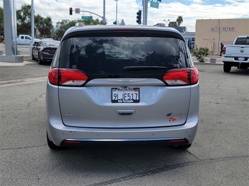2018 Chrysler Pacifica Hybrid Limited photo 6