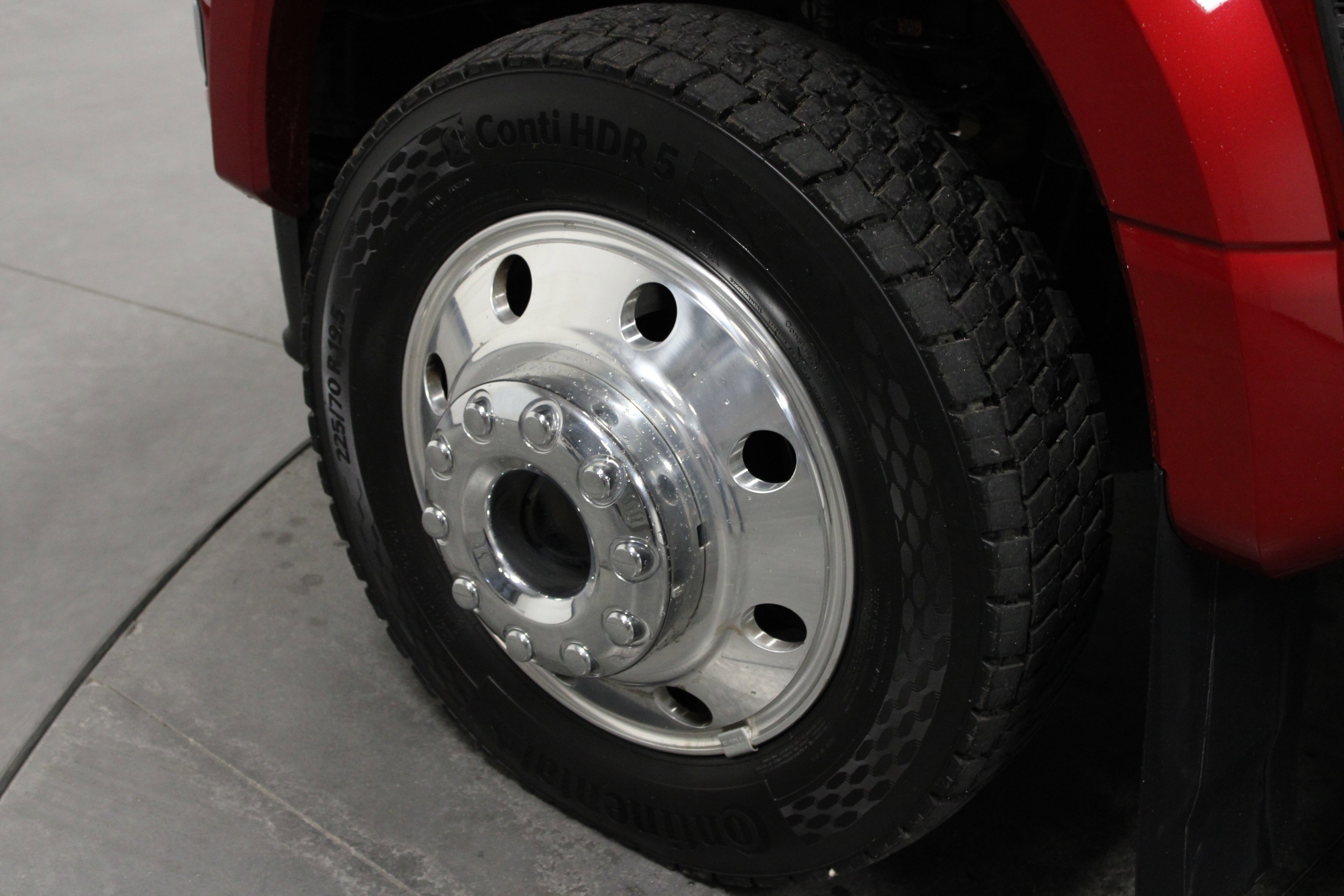 2024 Ford F-450 Platinum photo 9