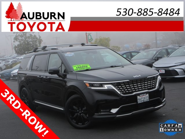 2024 Kia Carnival SX's photo