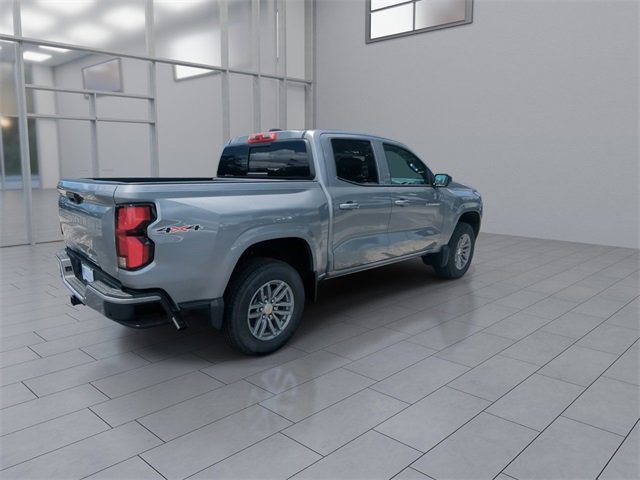 2025 Chevrolet Colorado Work Truck LT photo 8