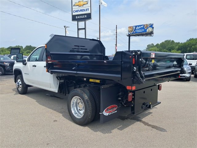 2025 Chevrolet Silverado 3500HD photo 7