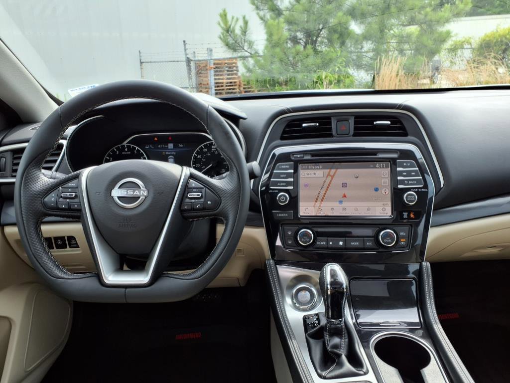 2023 Nissan Maxima Platinum photo 7