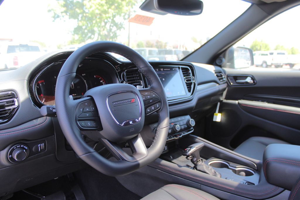 2025 Dodge Durango R/T Plus photo 13
