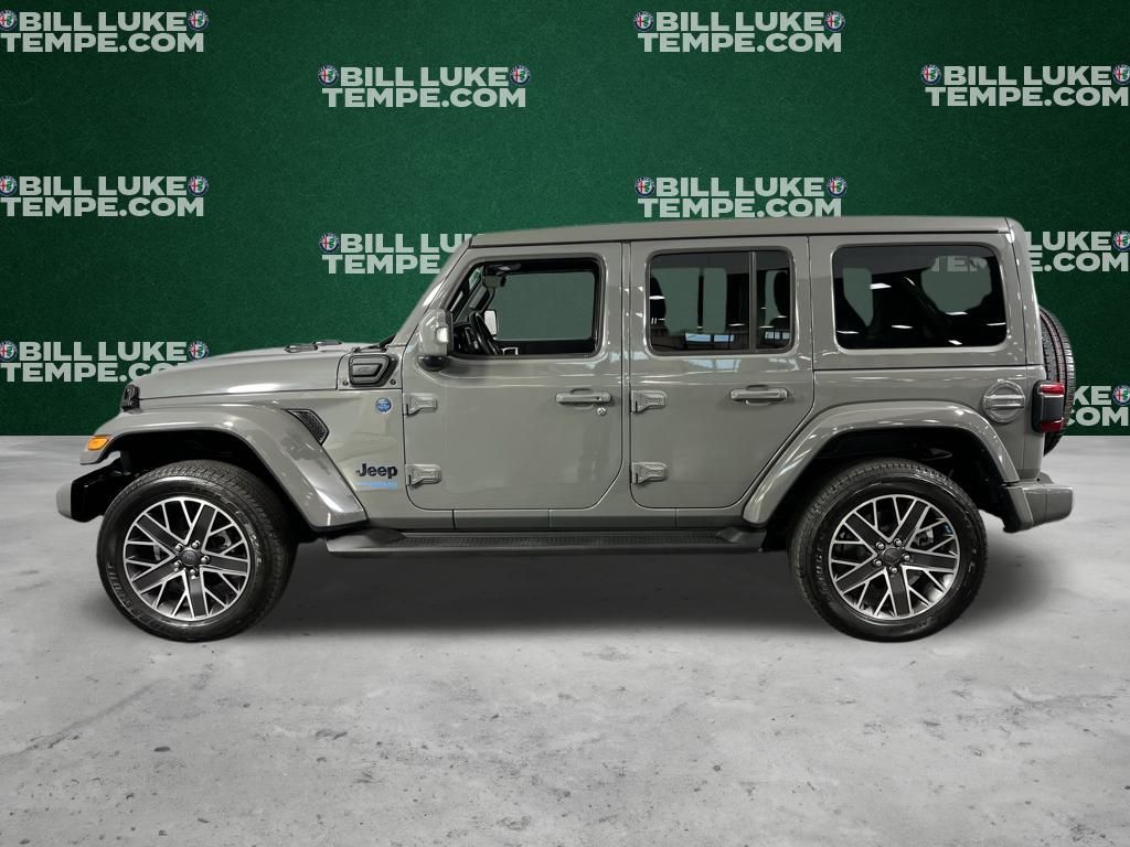 2022 Jeep Wrangler Unlimited Sahara High Altitude 4xe photo 7