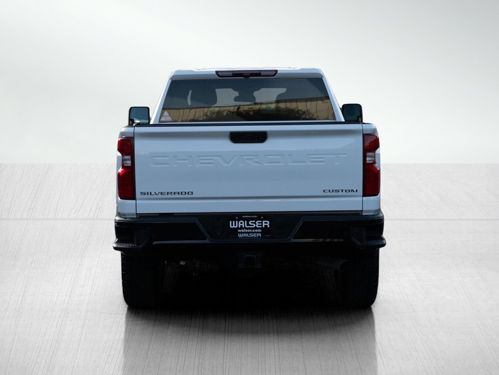 2024 Chevrolet Silverado 2500HD Custom photo 4