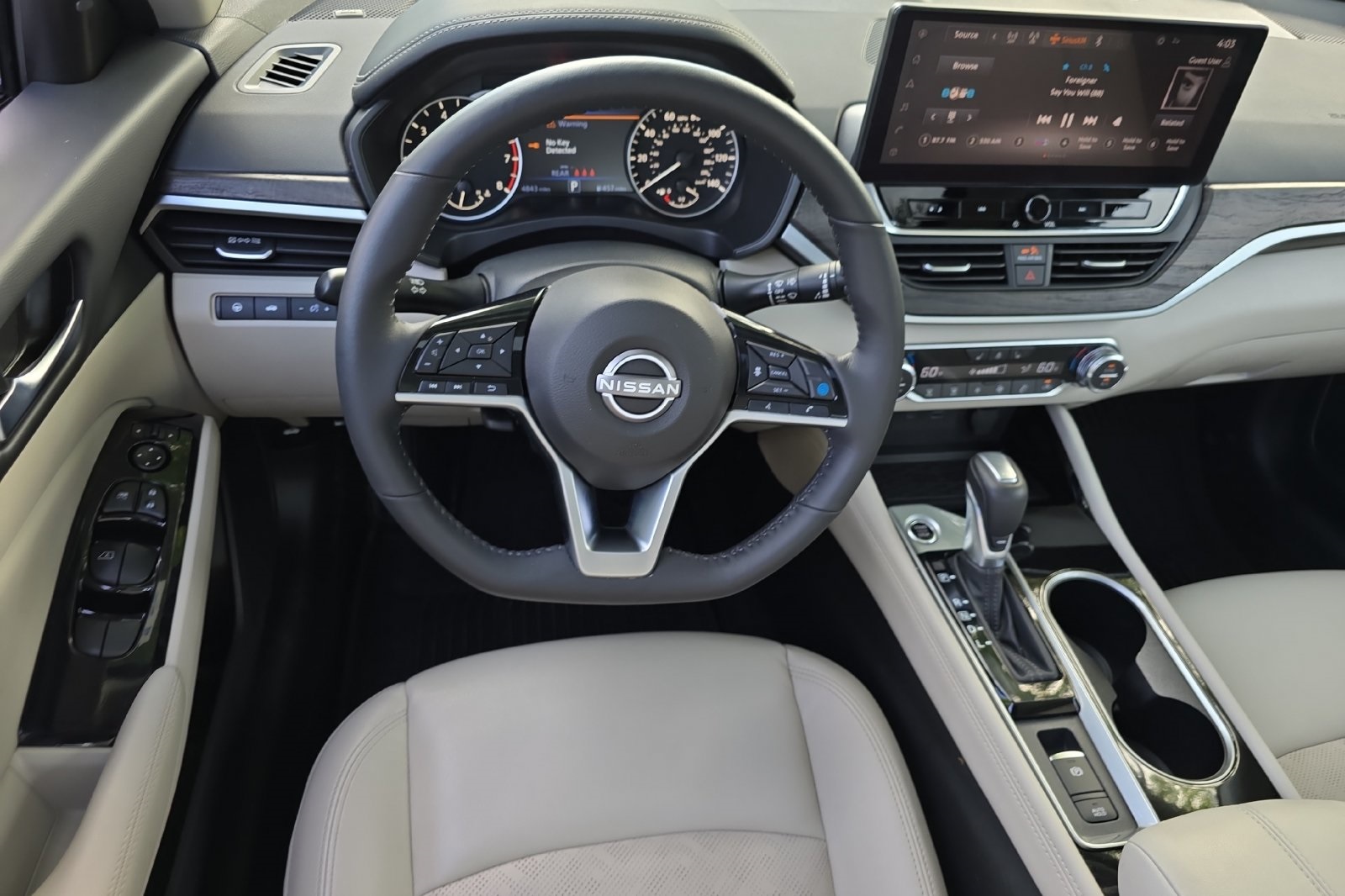 2024 Nissan Altima 2.5 SL photo 11