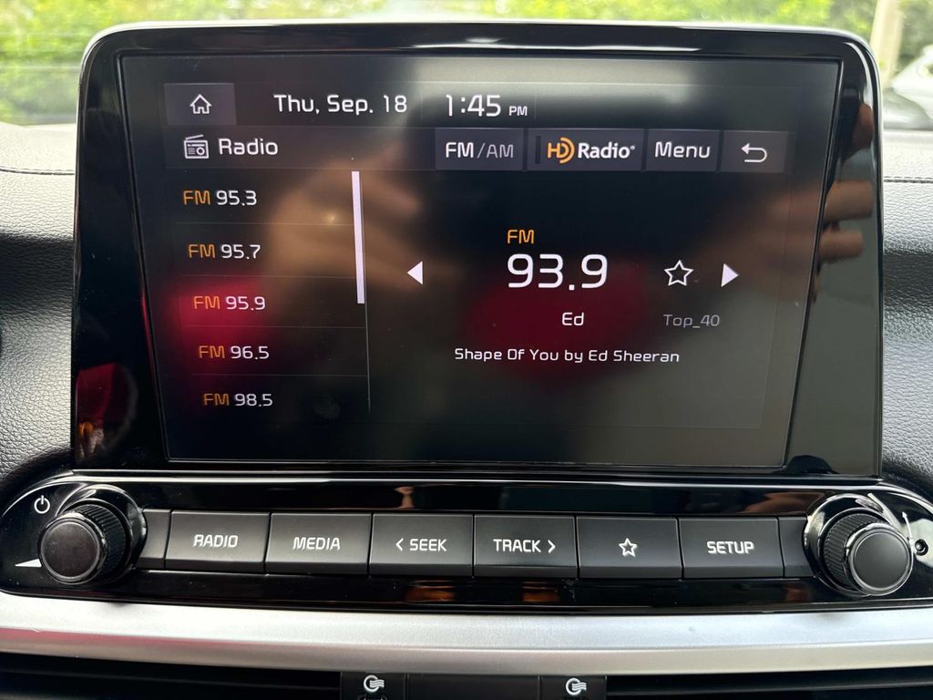 2022 Kia Forte LXS photo 24