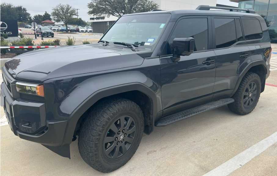 2025 Toyota Land Cruiser Base's photo