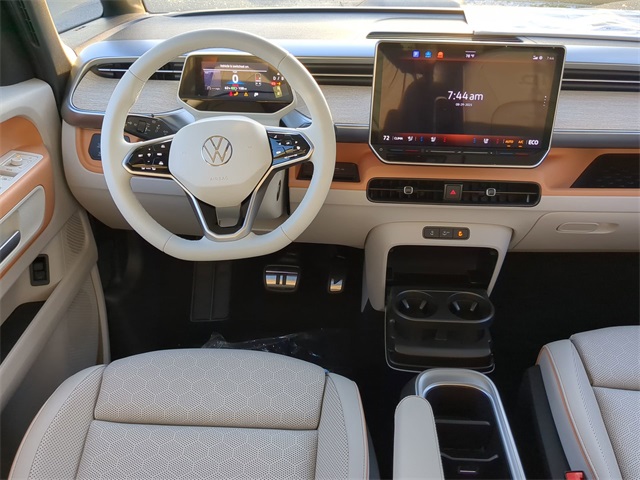 2025 Volkswagen ID. Buzz Pro Plus photo 13