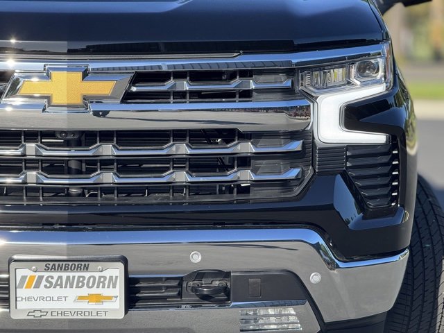 2025 Chevrolet Silverado 1500 LTZ photo 4