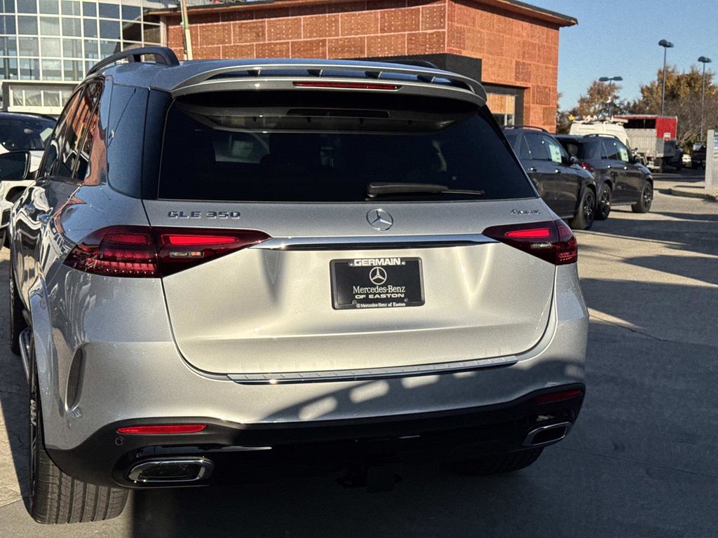2026 Mercedes Benz GLE 350 4MATIC photo 4