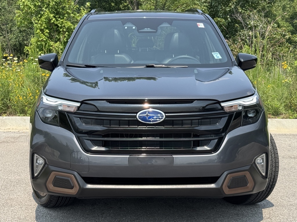 2025 Subaru Forester Sport photo 2