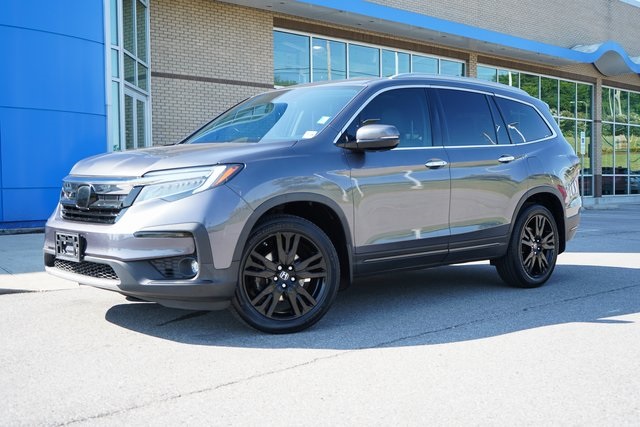 2021 Honda Pilot Touring photo 2