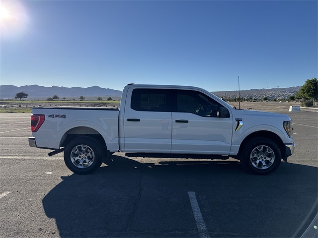 2023 Ford F-150 XLT photo 2