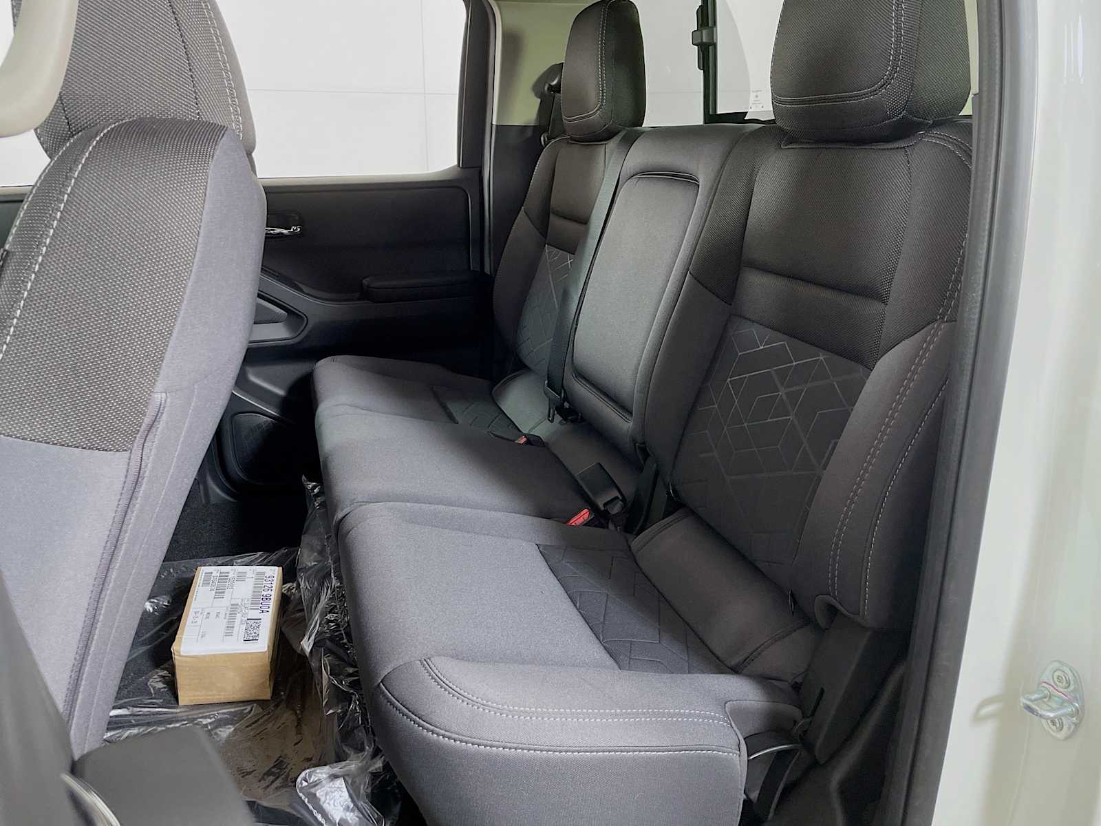 2025 Nissan Frontier SV Crew Cab photo 20