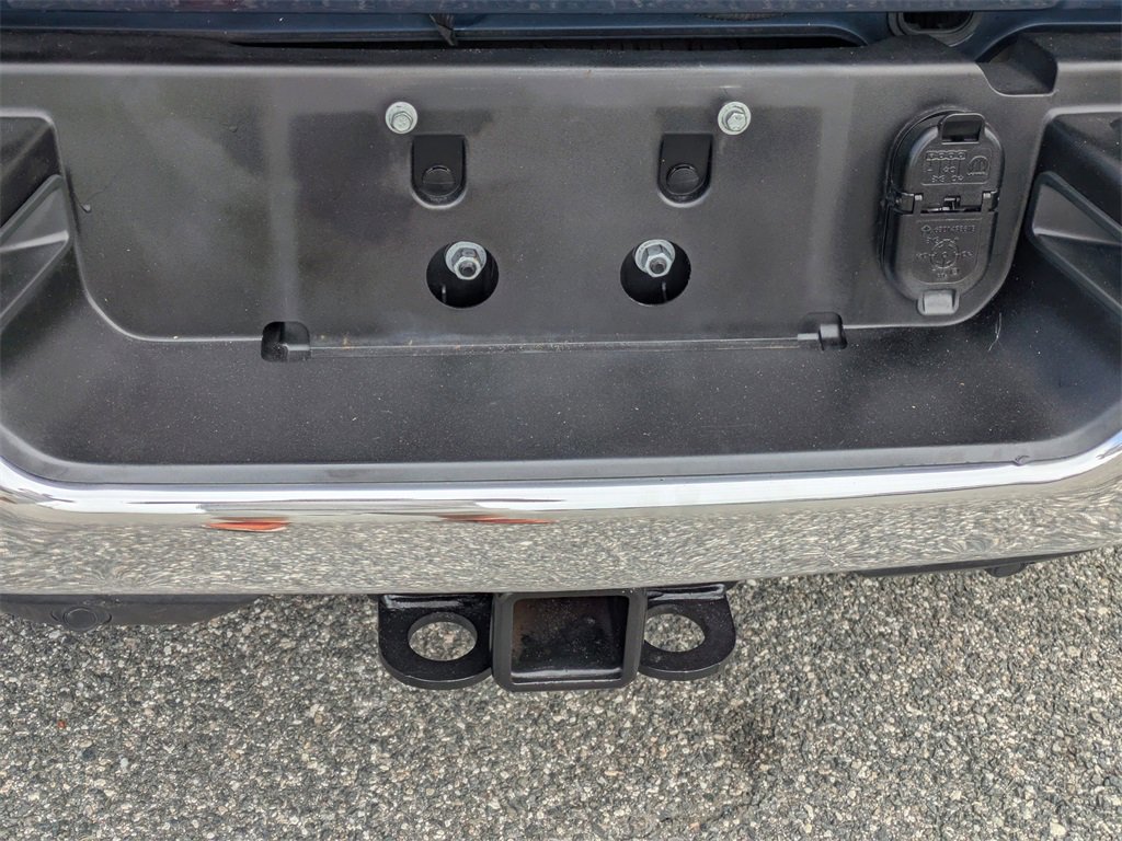 2019 Ram 3500 Laramie photo 9