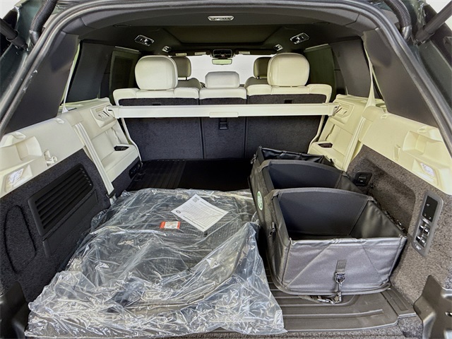 2025 Land Rover Range Rover SE photo 21